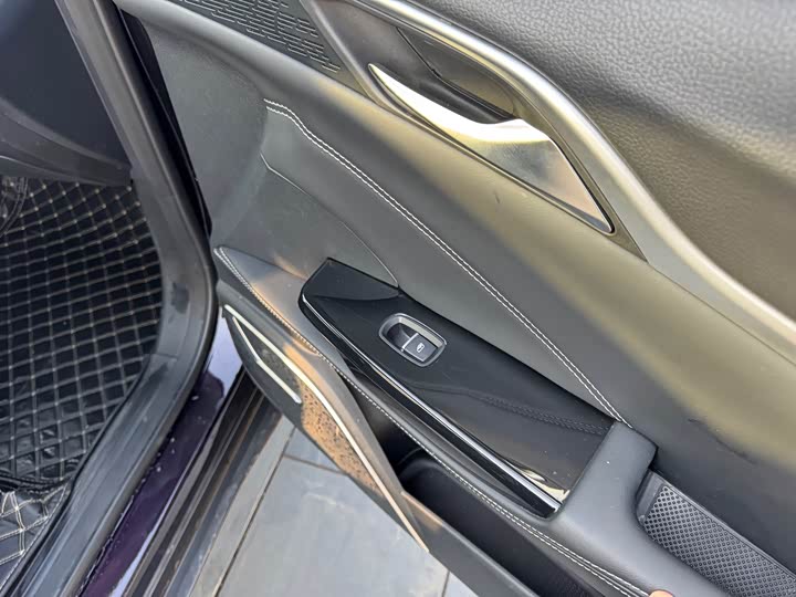 Фото 9 - Hozon U