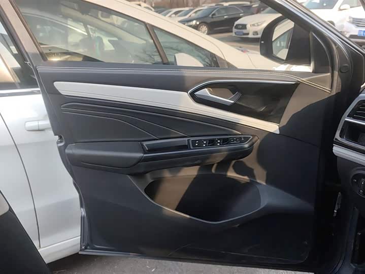 Фото 7 - Jetta VS5