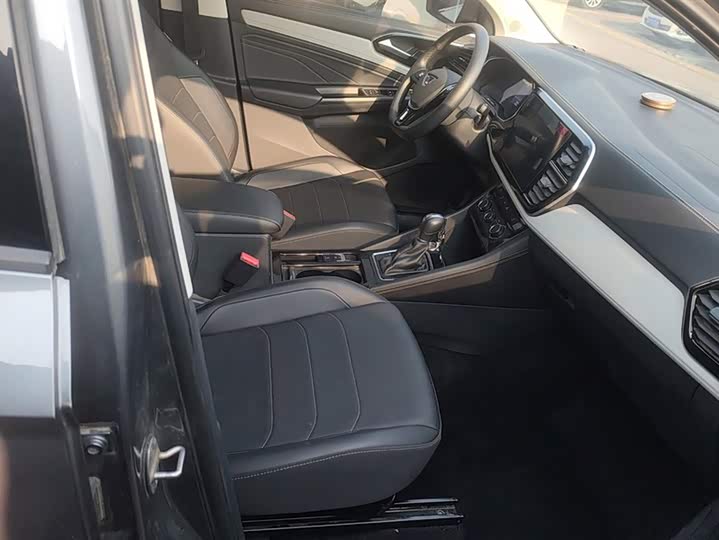 Фото 8 - Jetta VS5