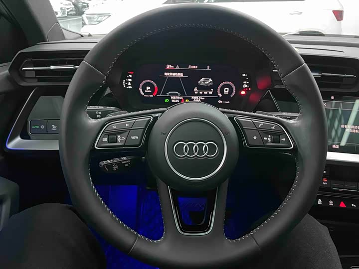 Фото 8 - Audi A3