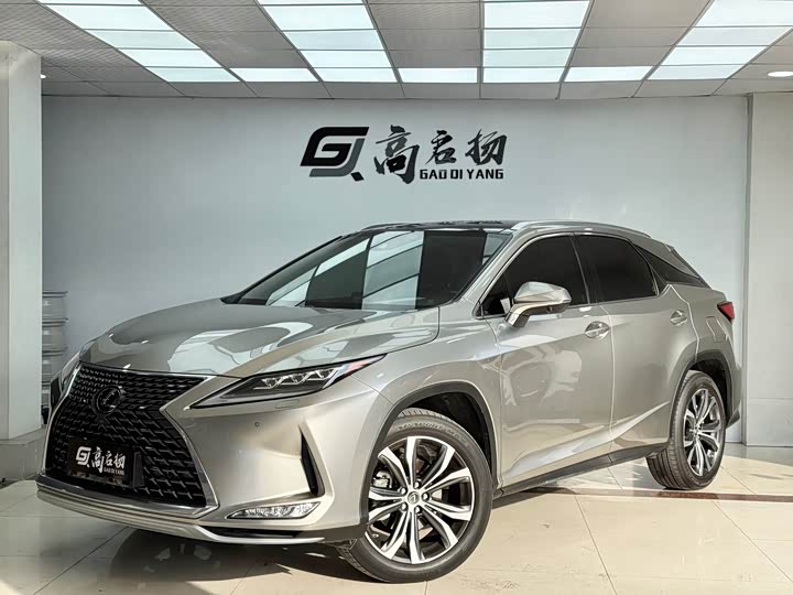 Фото 1 - Lexus RX