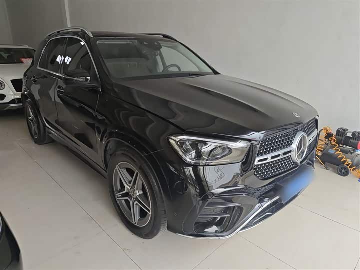 Фото 4 - Mercedes-Benz GLE-Class