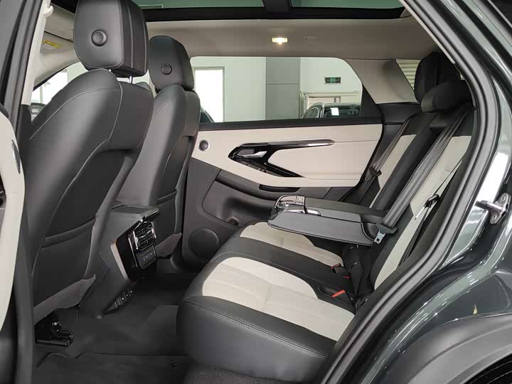 Фото 4 - Land Rover Range Rover Evoque L