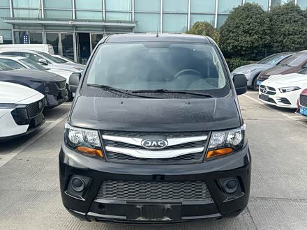 Фото 1 - JAC Refine M3