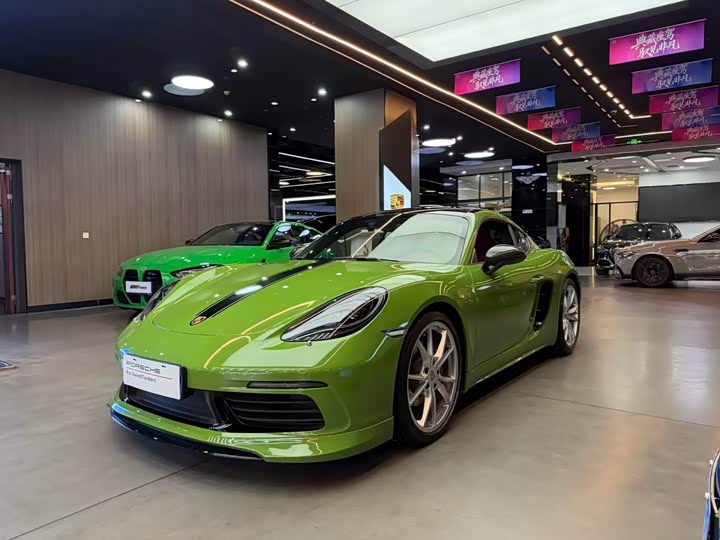 Фото 1 - Porsche 718