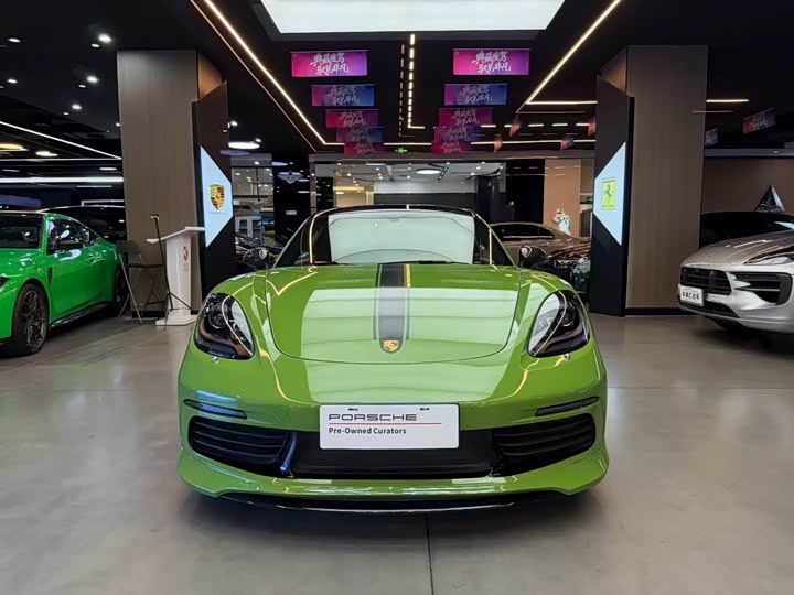 Фото 2 - Porsche 718