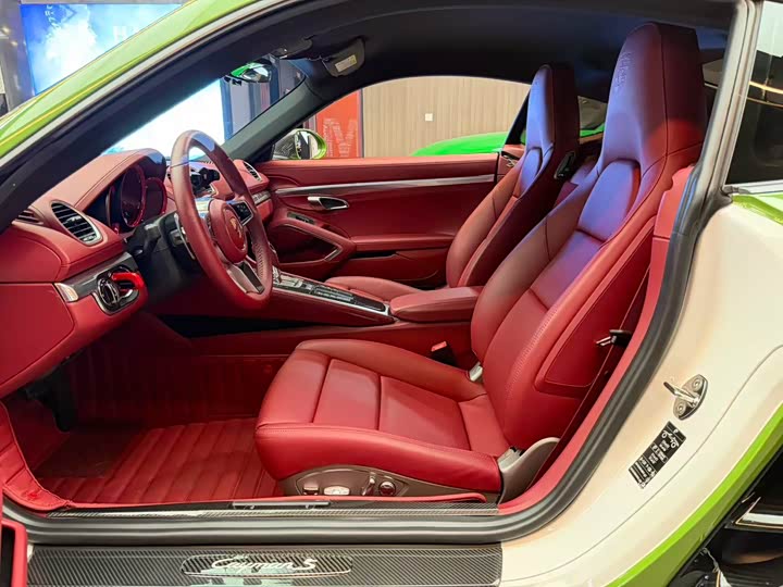 Фото 4 - Porsche 718