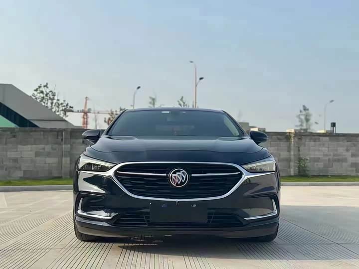 Фото 2 - Buick LaCrosse