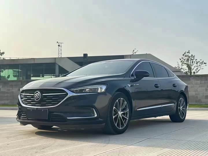 Фото 3 - Buick LaCrosse