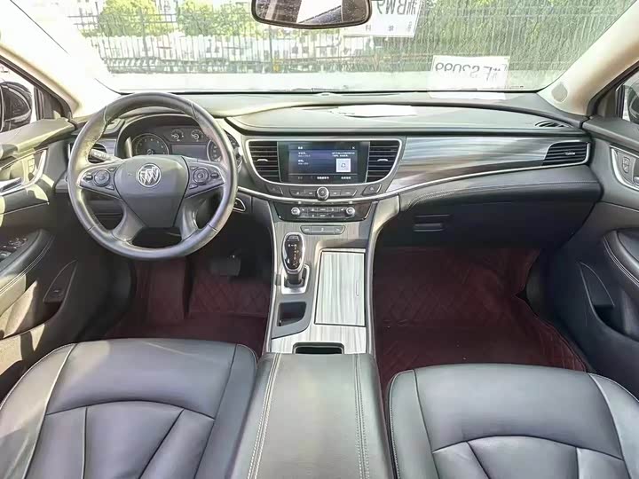 Фото 5 - Buick LaCrosse