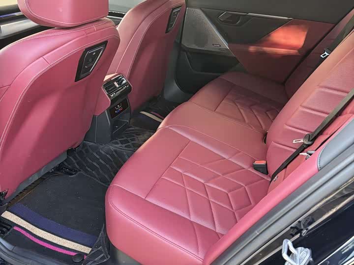 Фото 4 - BMW 5 Series