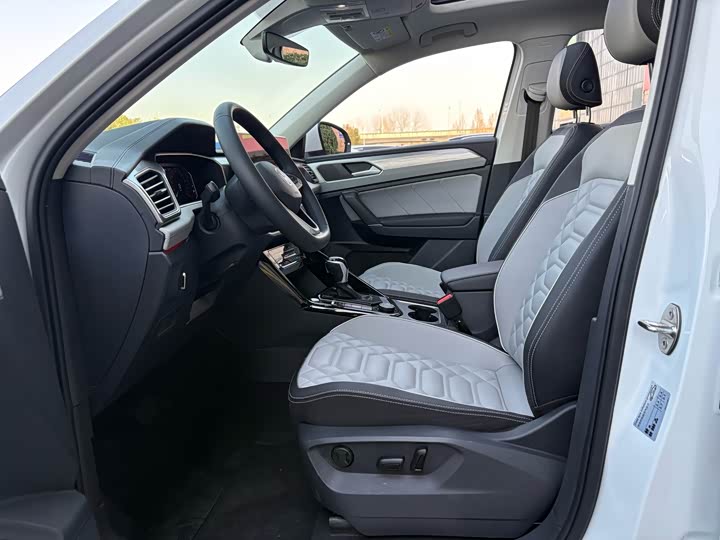 Фото 7 - Volkswagen Tayron