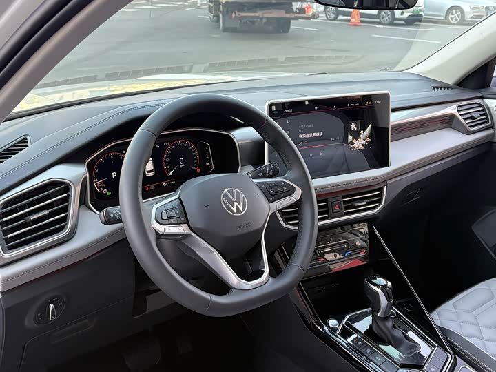 Фото 9 - Volkswagen Tayron
