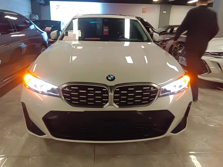 Фото 3 - BMW 3 Series