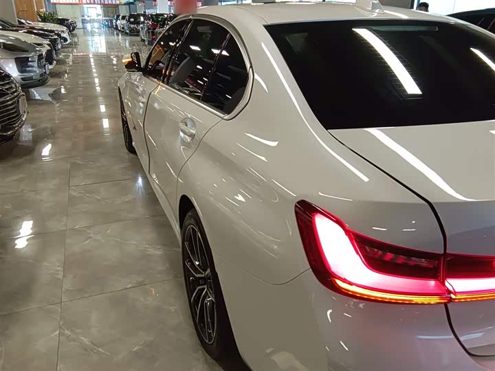 Фото 5 - BMW 3 Series