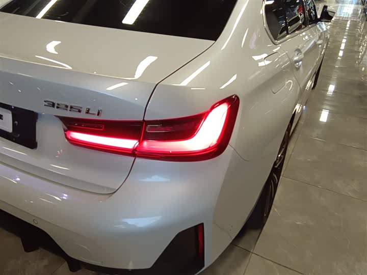 Фото 8 - BMW 3 Series