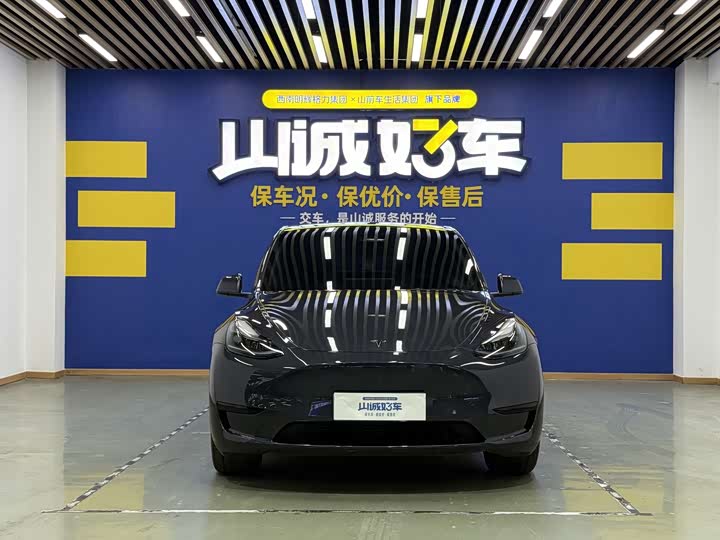 Фото 3 - Tesla Model Y