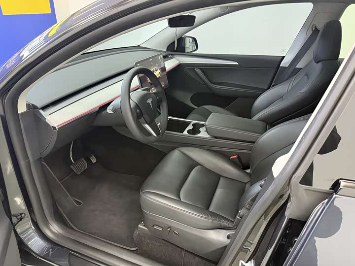 Фото 7 - Tesla Model Y