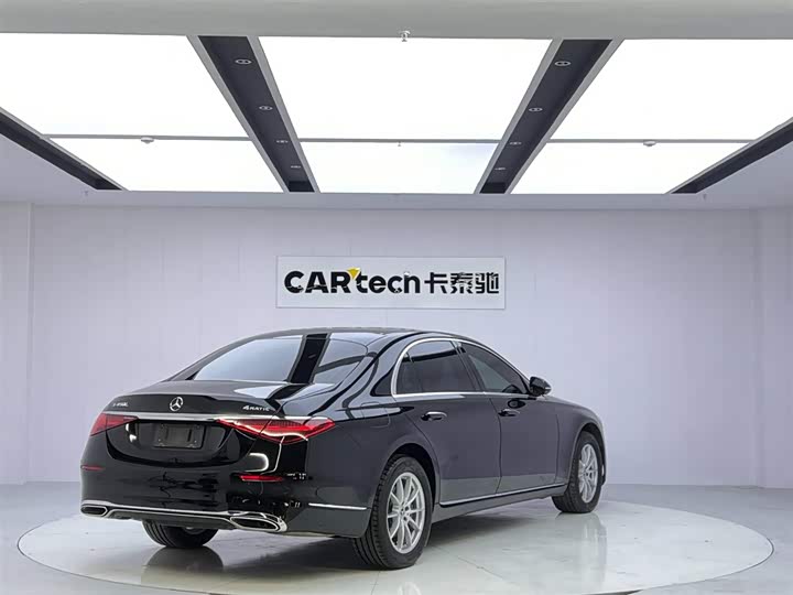 Фото 5 - Mercedes-Benz S-Class