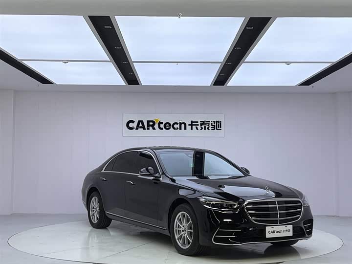 Фото 8 - Mercedes-Benz S-Class