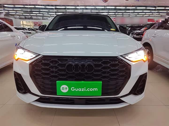 Фото 3 - Audi Q3 Sportback