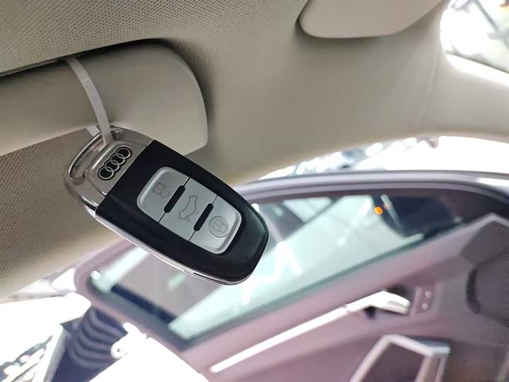 Фото 9 - Audi Q3 Sportback