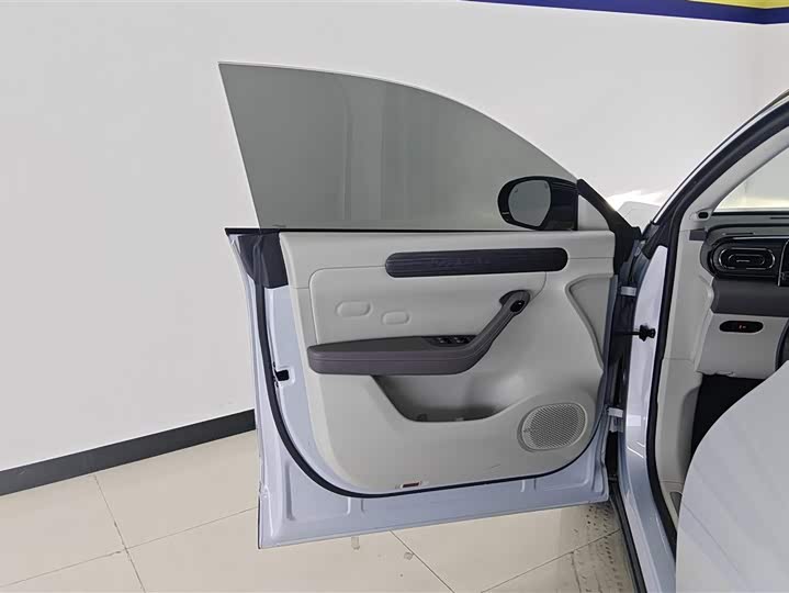 Фото 7 - Leapmotor C11