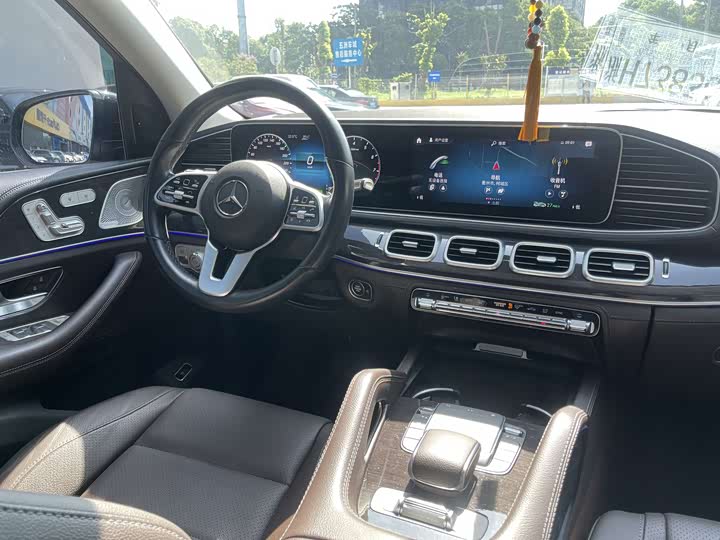 Фото 8 - Mercedes-Benz GLS-Class