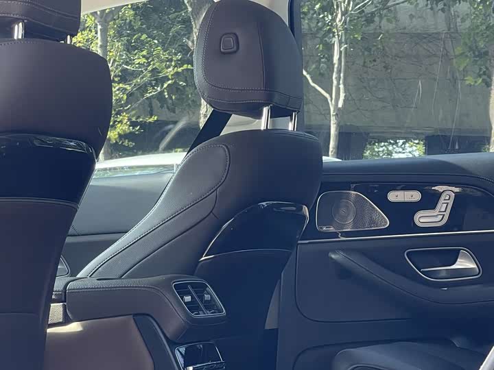 Фото 9 - Mercedes-Benz GLS-Class