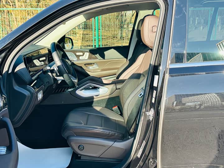 Фото 9 - Mercedes-Benz GLS-Class