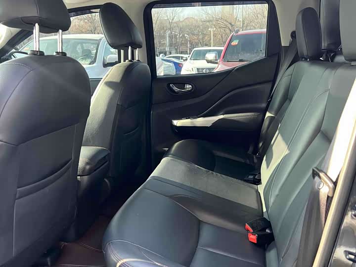 Фото 6 - Dongfeng Rich 6