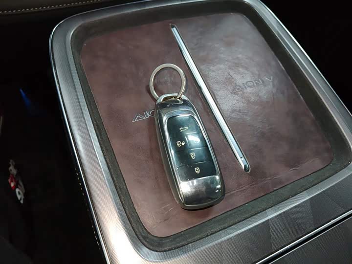 Фото 9 - GAC Aion V