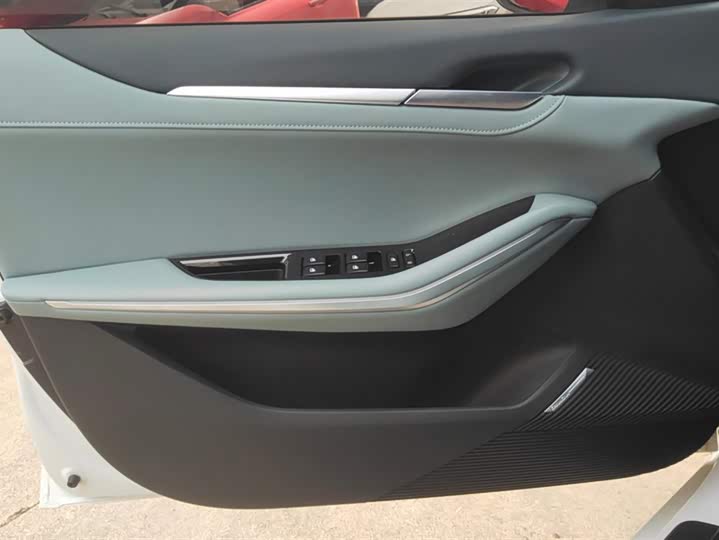 Фото 7 - Changan Raeton Plus