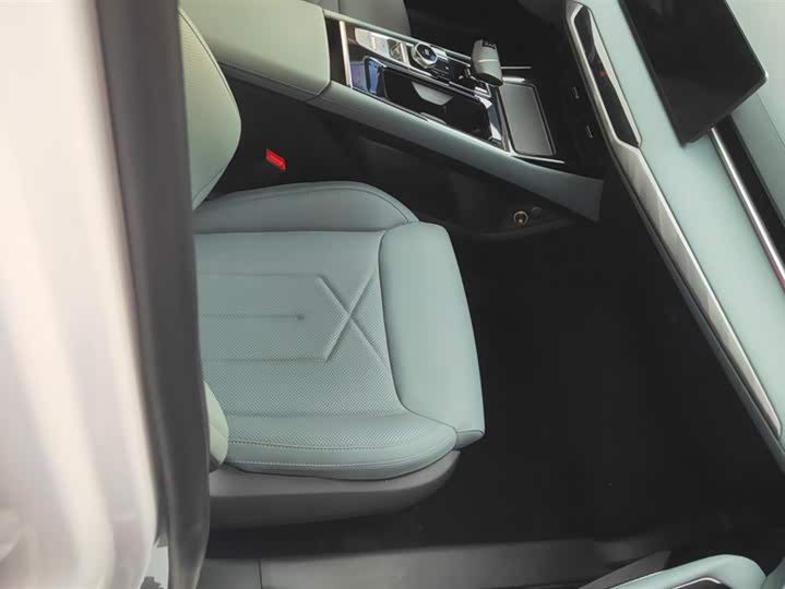 Фото 8 - Changan Raeton Plus