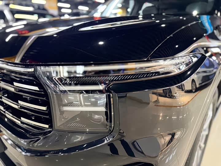 Фото 4 - Ford Edge