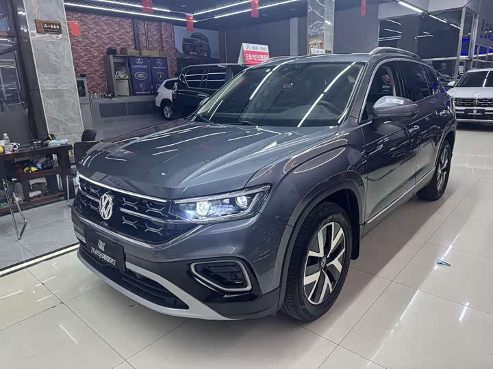 Фото 1 - Volkswagen Tayron