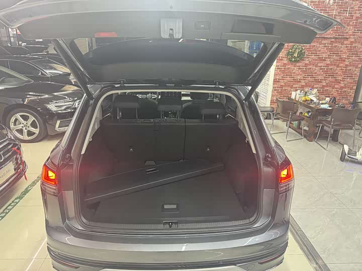 Фото 8 - Volkswagen Tayron