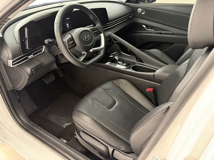 Фото 6 - Hyundai Elantra N line