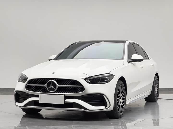 Фото 9 - Mercedes-Benz C-Class