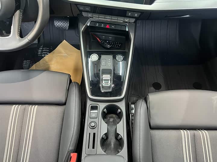 Фото 8 - Audi A3