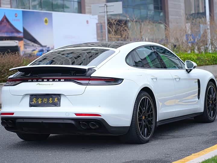 Фото 4 - Porsche Panamera Hybrid