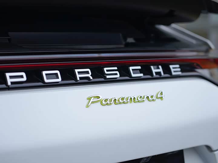 Фото 5 - Porsche Panamera Hybrid
