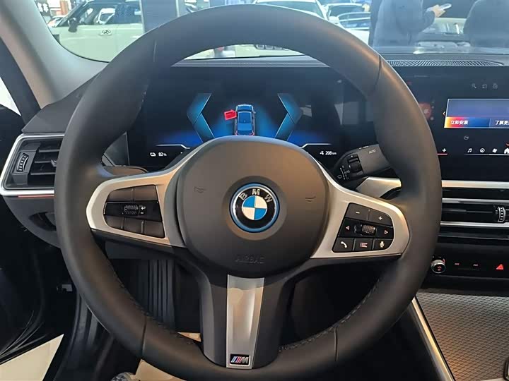 Фото 3 - BMW i3