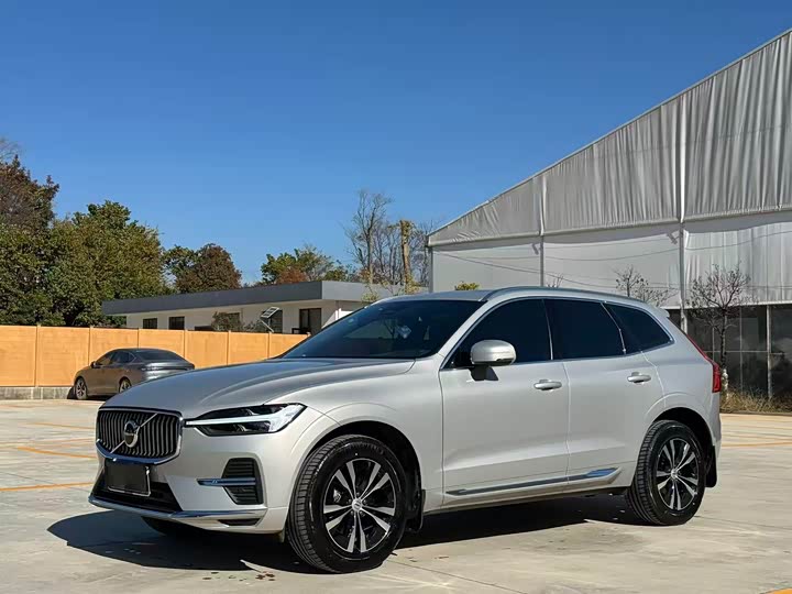 Фото 1 - Volvo XC60