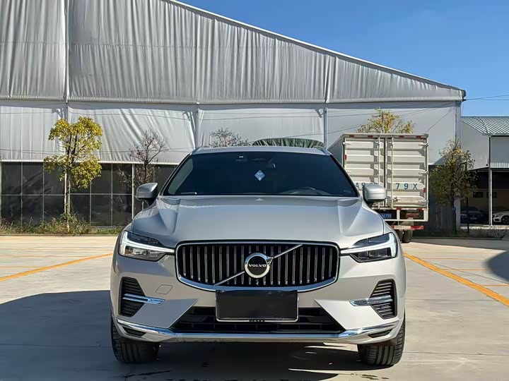 Фото 2 - Volvo XC60