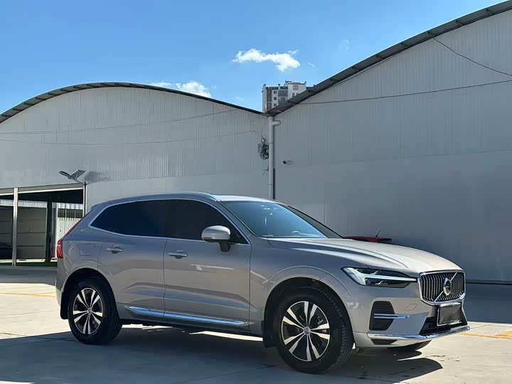 Фото 3 - Volvo XC60