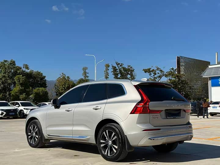 Фото 7 - Volvo XC60