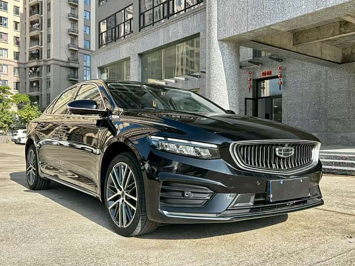 Фото 3 - Geely Preface