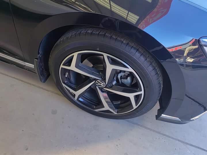 Фото 6 - Volkswagen Magotan