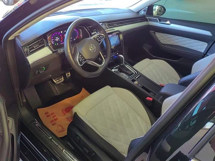 Фото 9 - Volkswagen Magotan